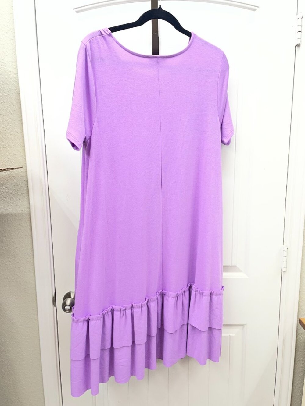 NEW! Zenana Plus Short Sleeve Round Neck Ruffle Hem Dress Lavender 1X - Picture 4 of 9